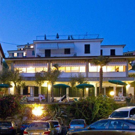 Miramaretellaro Hotel